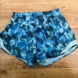 LULULEMON HOTTY HOT SHORTS